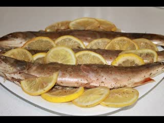 Очень вкусная рыба (голец) в духовке, запеченная в фольге.