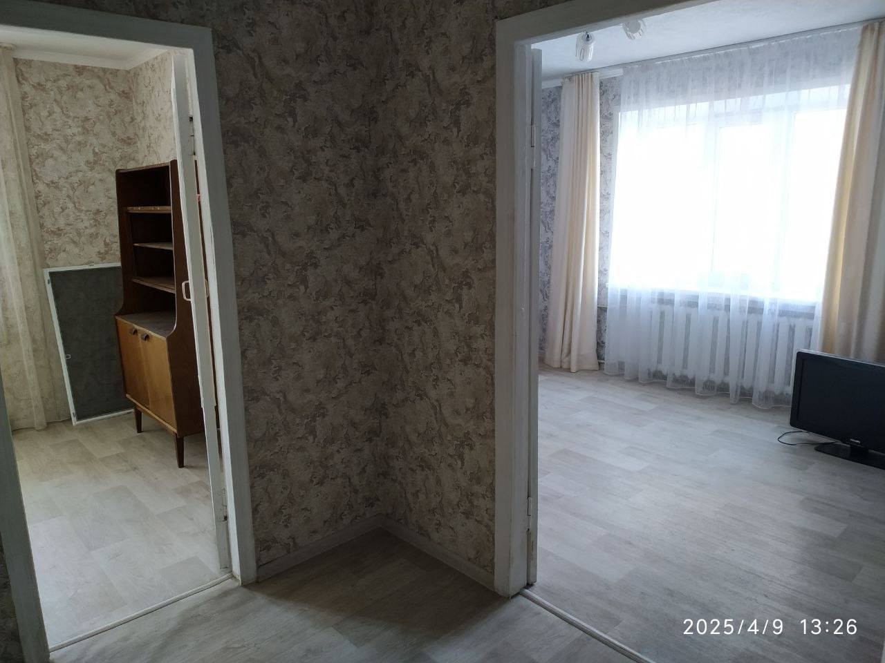 Сдам 3к квартиру на кв.Ольховском, р-н кольца Мирного, с/м Семь Морей 5/10эт. Предпочтение семейная пара, можно с детьми. Количество проживающих до 6 чел. Квартира с косметическим ремонтом. 3 спальных места, стиральная машинка, бойлер, электрочайник, холодильник, телевизор, интернет. Удобное месторасположение...
