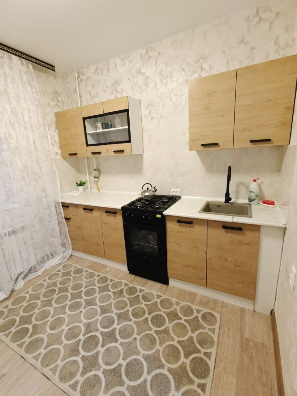 Продам 1-комн., квартиру кв. Волкова 6/9-эт., 32кв. С/у раздельный, окна м/п. Квартира с ремонтом!Рядом школа, дет.сад, рынок. Цена 4 900 000₽ тел.+7(959)195-27-88 Мила